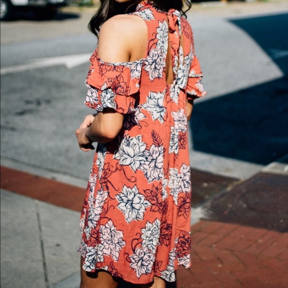 Others Follow Jolene Flutter Sleeve Cold Shoulder - image 4